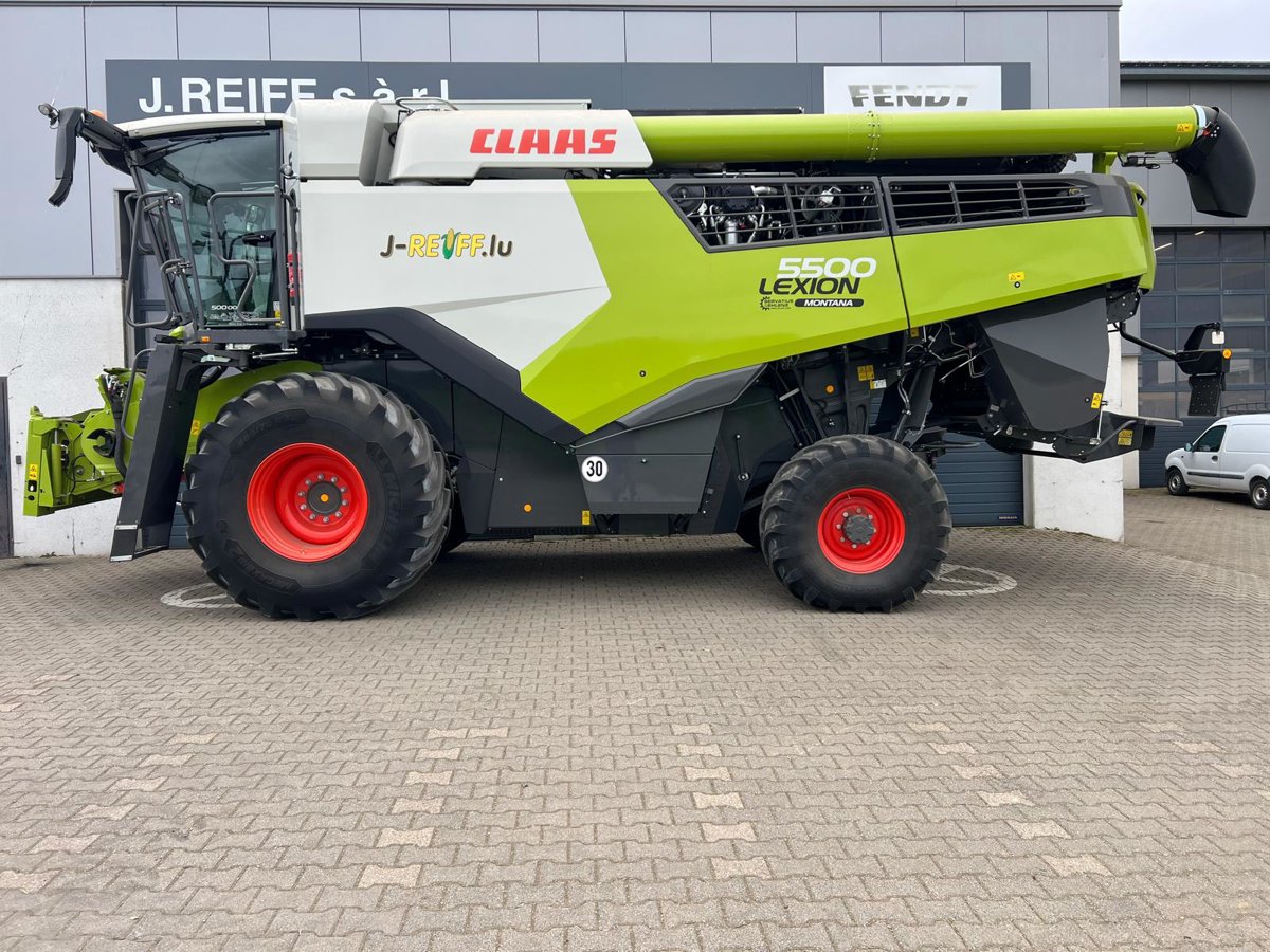 J-Reiff - CLAAS LEXION 5500 Montana E