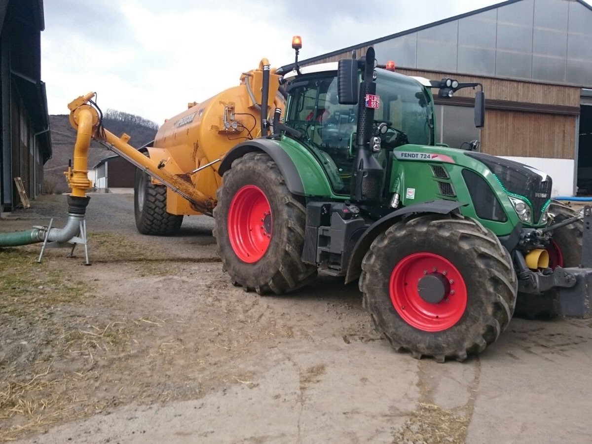 Güllefässer (3).jpg