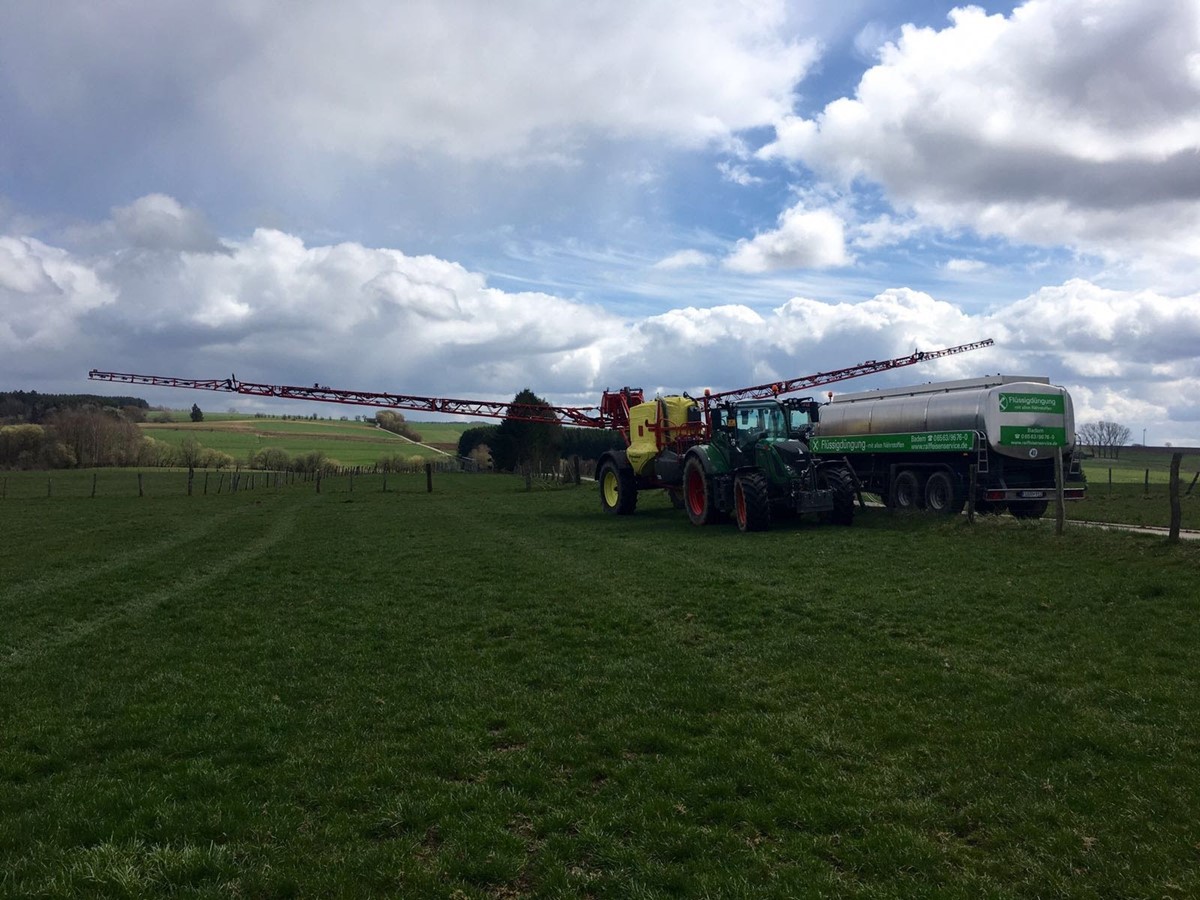 Flüssigdüngung (1).jpg