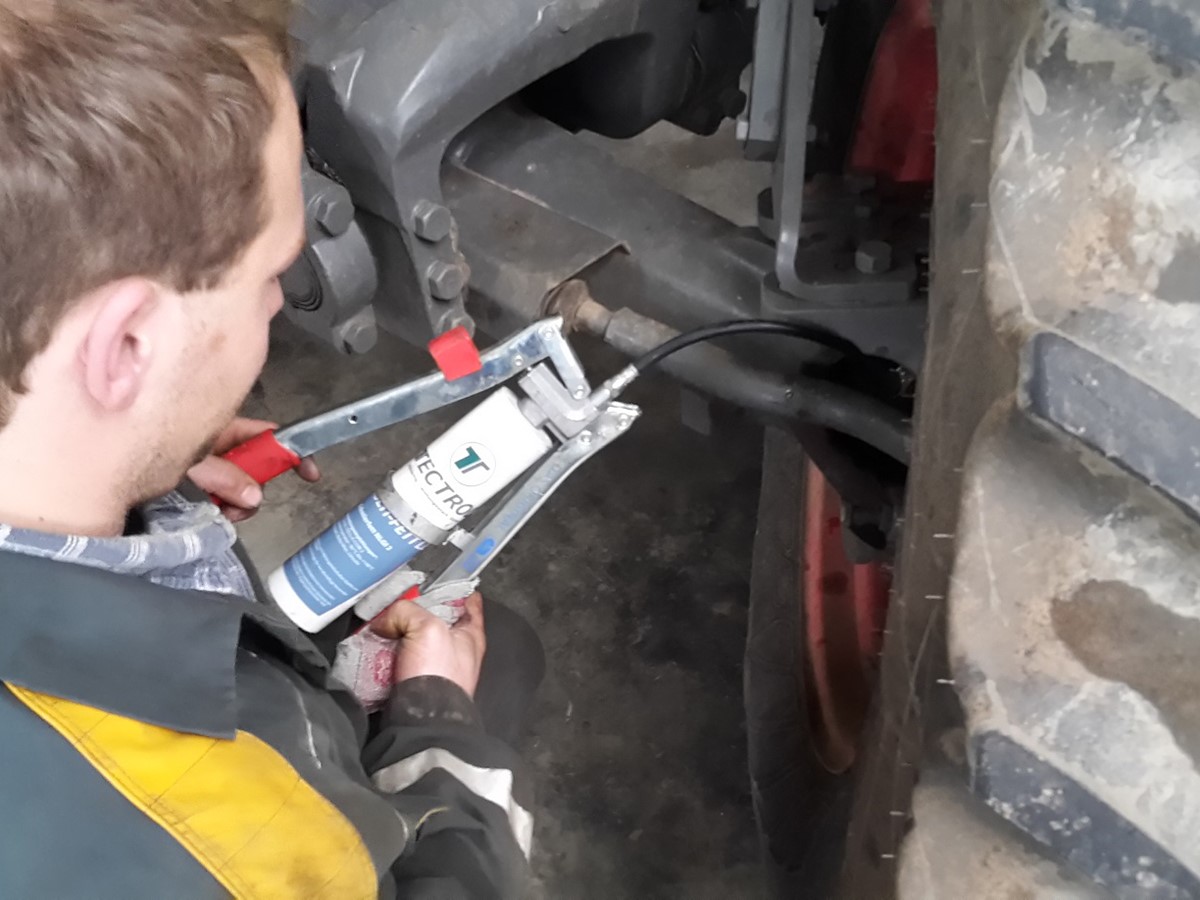 Schmierstoffe (4).jpg