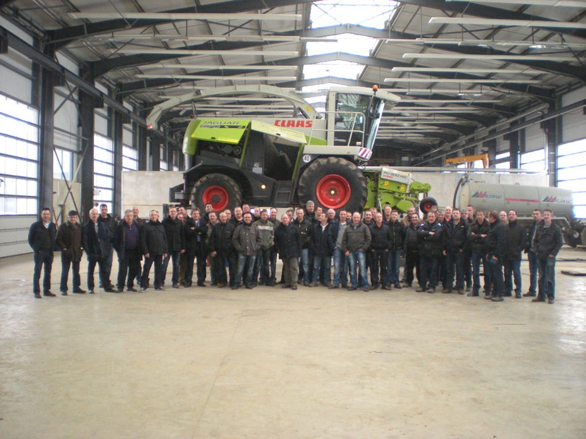 Besuchergruppe Lohnunternehmer aus Holland.JPG